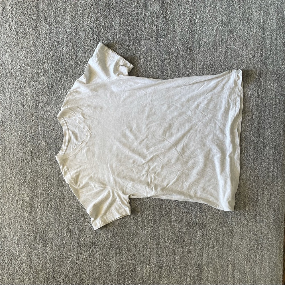 Lulu lemon Tshirt